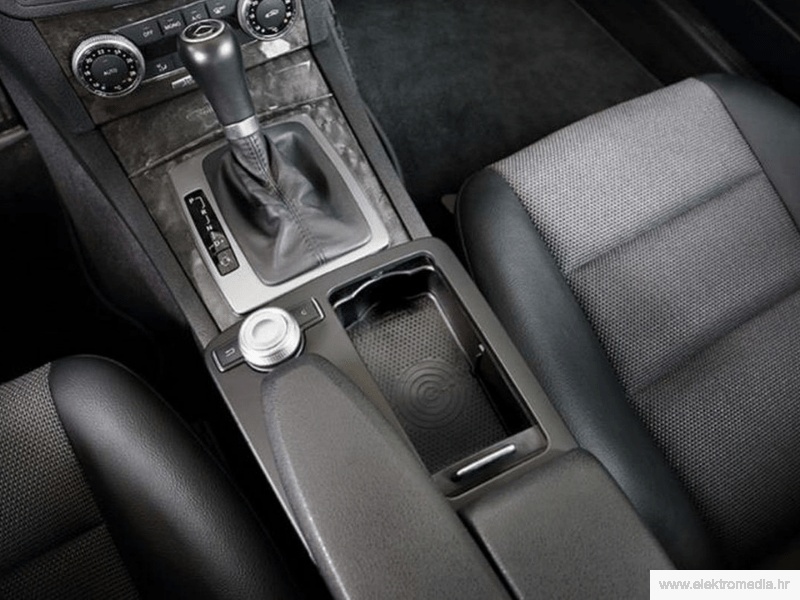 Bežični auto punjač  Mercedes C-Class, E-Class 10W - Slika 2